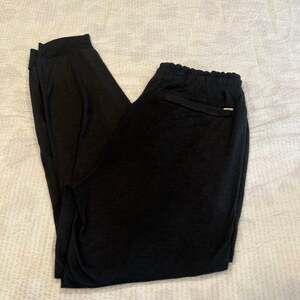 Vuori black/dark gray joggers for men S/M